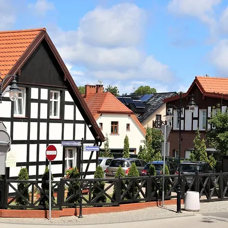 公寓 Grand Royal Maris - Najlepsza Lokalizacja, Bardzo Blisko Portu I Plazy, Parking, Nowy Kameralny Apartamentowiec, Scisle Centrum 乌斯特卡