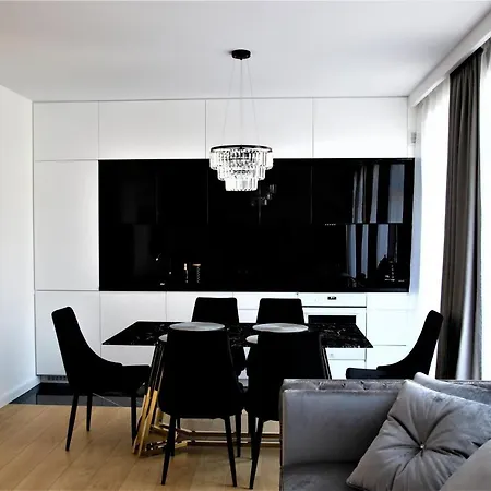 公寓 Grand Royal Maris - Najlepsza Lokalizacja, Bardzo Blisko Portu I Plazy, Parking, Nowy Kameralny Apartamentowiec, Scisle Centrum