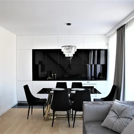 公寓 Grand Royal Maris - Najlepsza Lokalizacja, Bardzo Blisko Portu I Plazy, Parking, Nowy Kameralny Apartamentowiec, Scisle Centrum