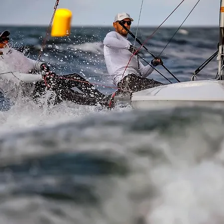 Grand Royal Maris - Najlepsza Lokalizacja, Bardzo Blisko Portu I Plazy, Parking, Nowy Kameralny Apartamentowiec, Scisle Centrum * 乌斯特卡