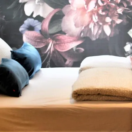 Grand Royal Maris - Najlepsza Lokalizacja, Bardzo Blisko Portu I Plazy, Parking, Nowy Kameralny Apartamentowiec, Scisle Centrum 乌斯特卡