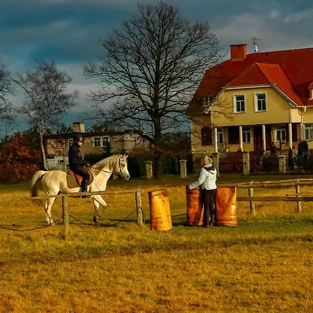 公寓 Grand Royal Maris - Najlepsza Lokalizacja, Bardzo Blisko Portu I Plazy, Parking, Nowy Kameralny Apartamentowiec, Scisle Centrum 乌斯特卡