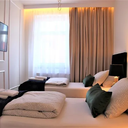 Grand Royal Maris - Najlepsza Lokalizacja, Bardzo Blisko Portu I Plazy, Parking, Nowy Kameralny Apartamentowiec, Scisle Centrum *