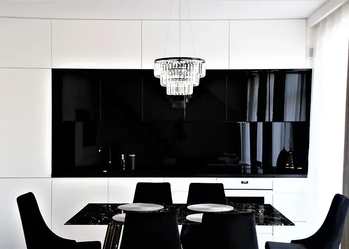 Grand Royal Maris - Najlepsza Lokalizacja, Bardzo Blisko Portu I Plazy, Parking, Nowy Kameralny Apartamentowiec, Scisle Centrum * Устка