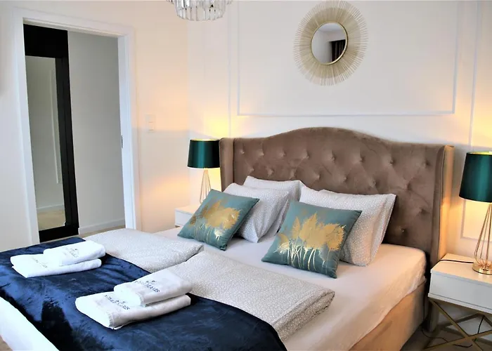 Grand Royal Maris - Najlepsza Lokalizacja, Bardzo Blisko Portu I Plazy, Parking, Nowy Kameralny Apartamentowiec, Scisle Centrum Апартаменты